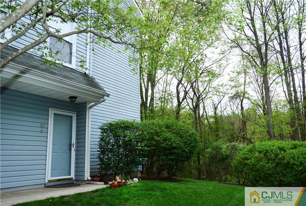 185 Prestwick Way Edison, NJ 08820 - Photo 1 of 18 Gallery Image 1