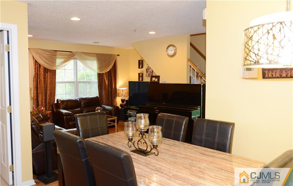 185 Prestwick Way Edison, NJ 08820 - Photo 5 of 18 Gallery Image 5