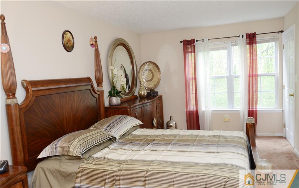 185 Prestwick Way Edison, NJ 08820 - Photo 10 of 18 Gallery Image 10