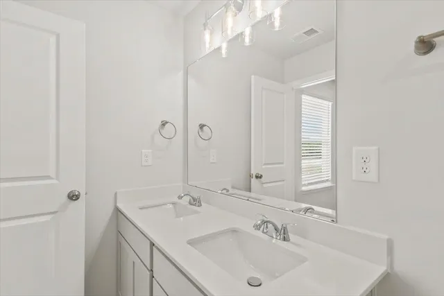 $220,900 | 157 Randwick Lane, Greer, SC 29651