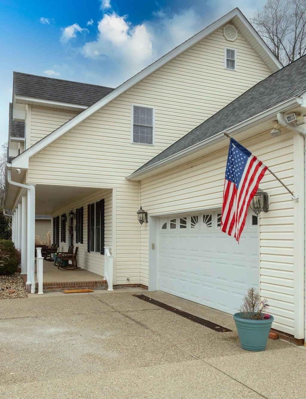 304 Deer Run Road Barboursville, WV 25504 - Photo 6 of 32 Gallery Image 6