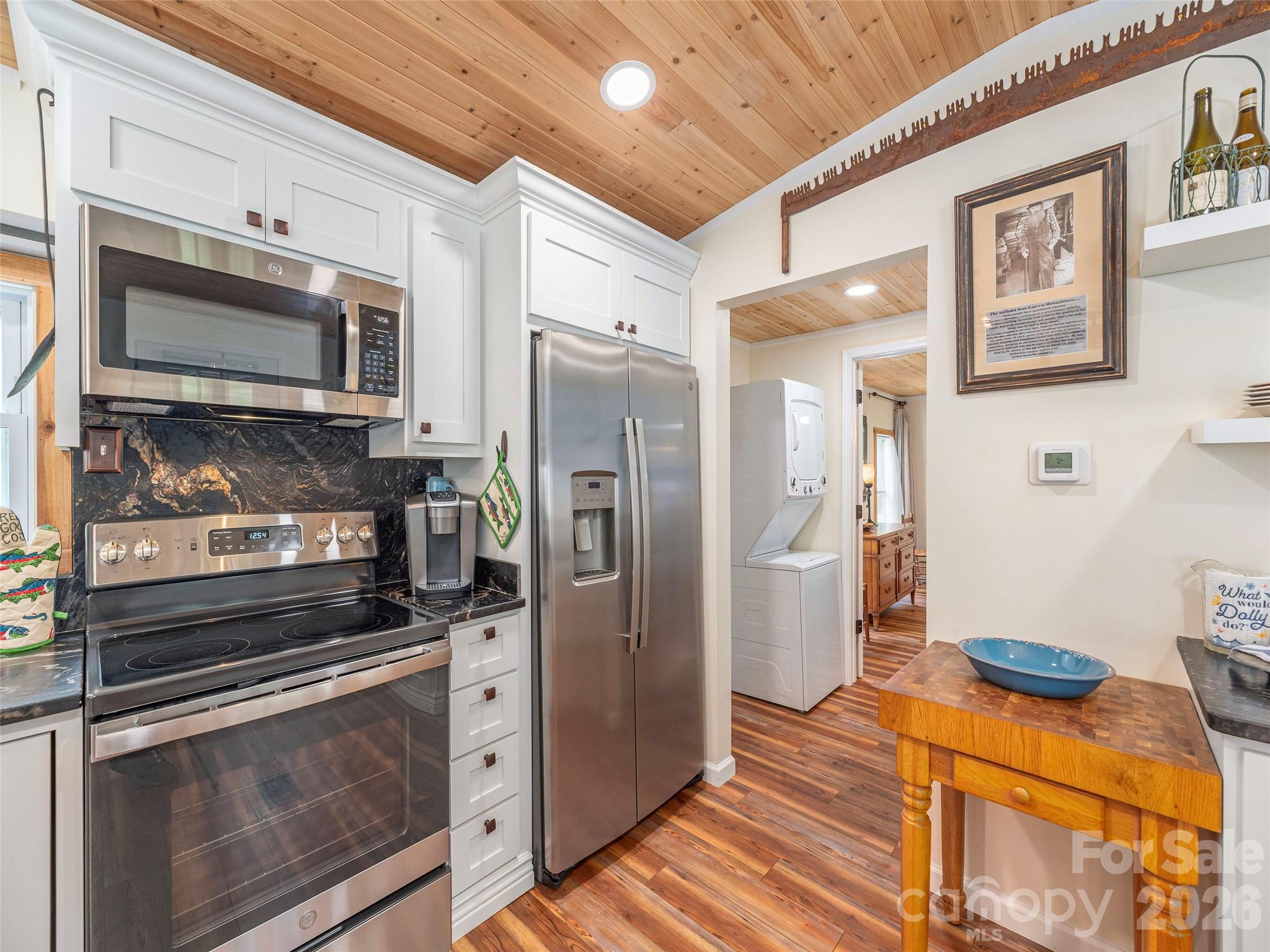 248 Max Thompson Road Canton, NC 28716 - Photo 16 of 44