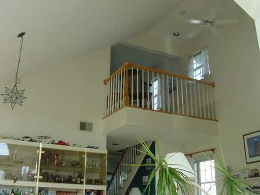 511 Corey Lane, Unit 511 Middletown, RI 02842 - Photo 3 of 8 Other.