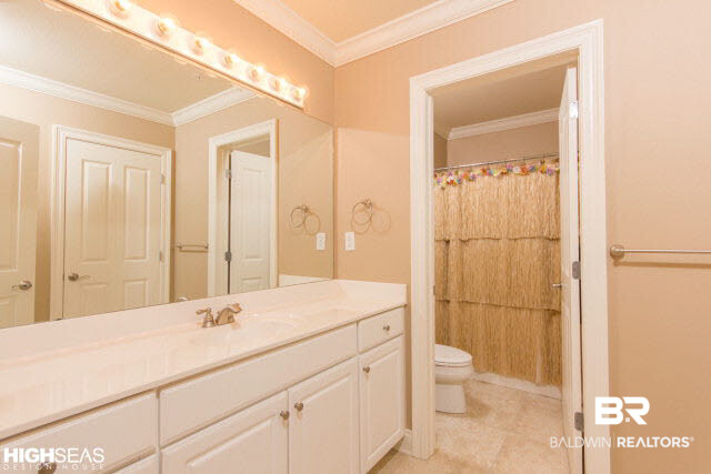 28250 Canal Road, Unit 906 Orange Beach, AL 36561 - Photo 21 of 43 Guest bathroom 4