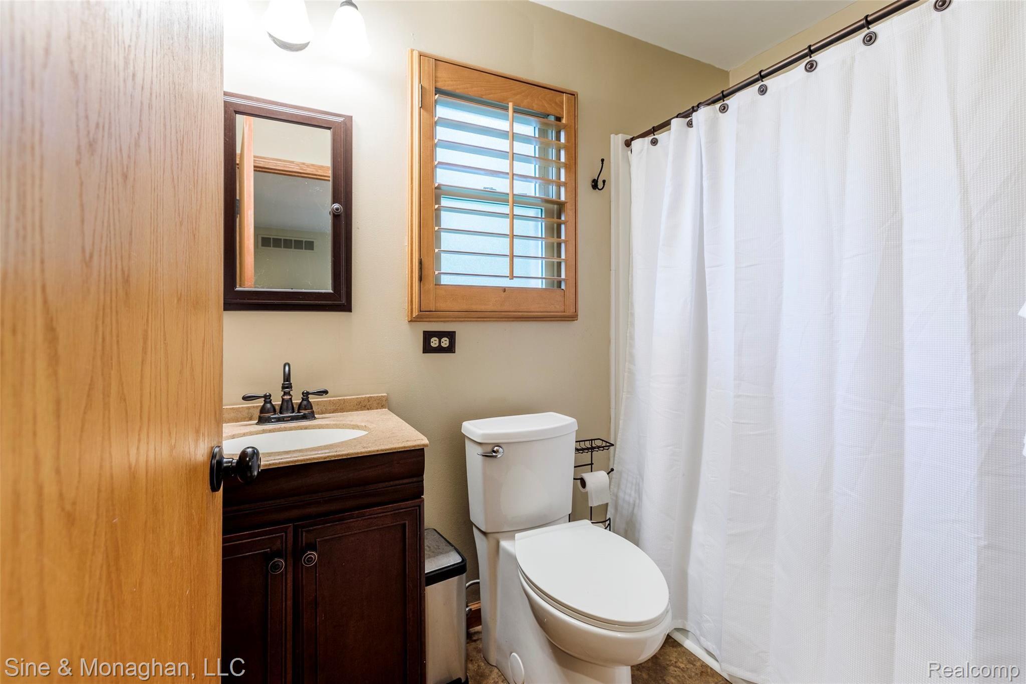 3104 Meldrum Road Casco, MI 48064 - Photo 14 of 41 3104 Meldrum Rd-14.jpg