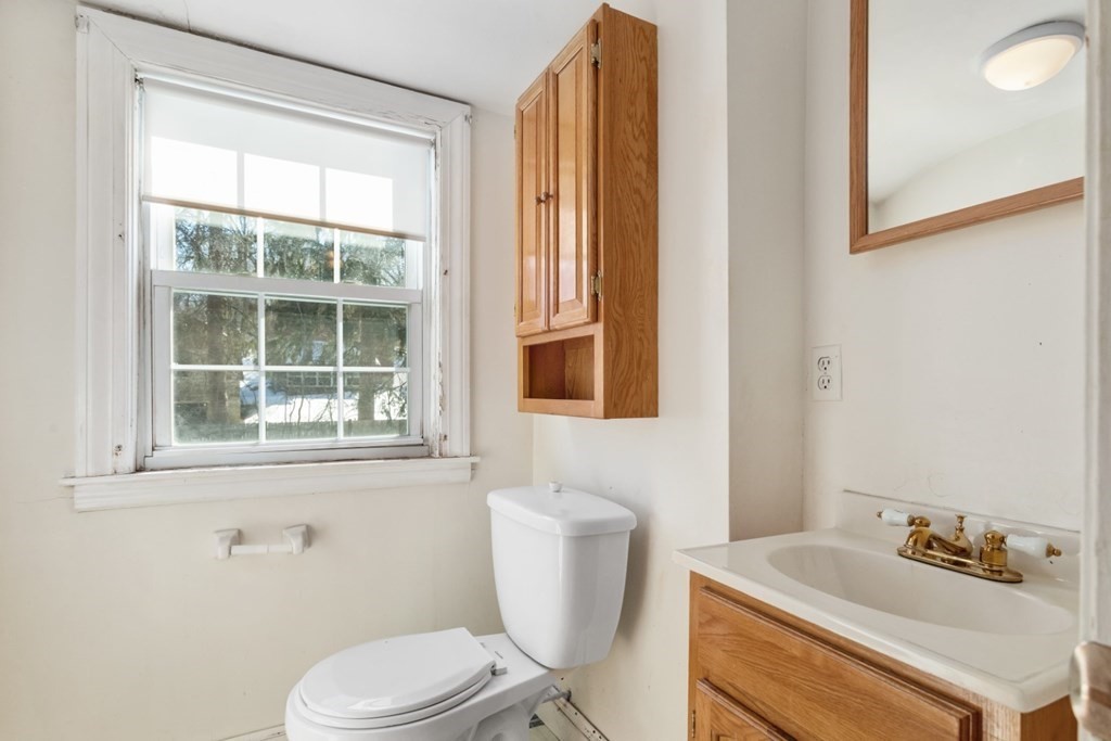 66 Sycamore Road Melrose, MA 02176 - Photo 27 of 37 Gallery Image 27