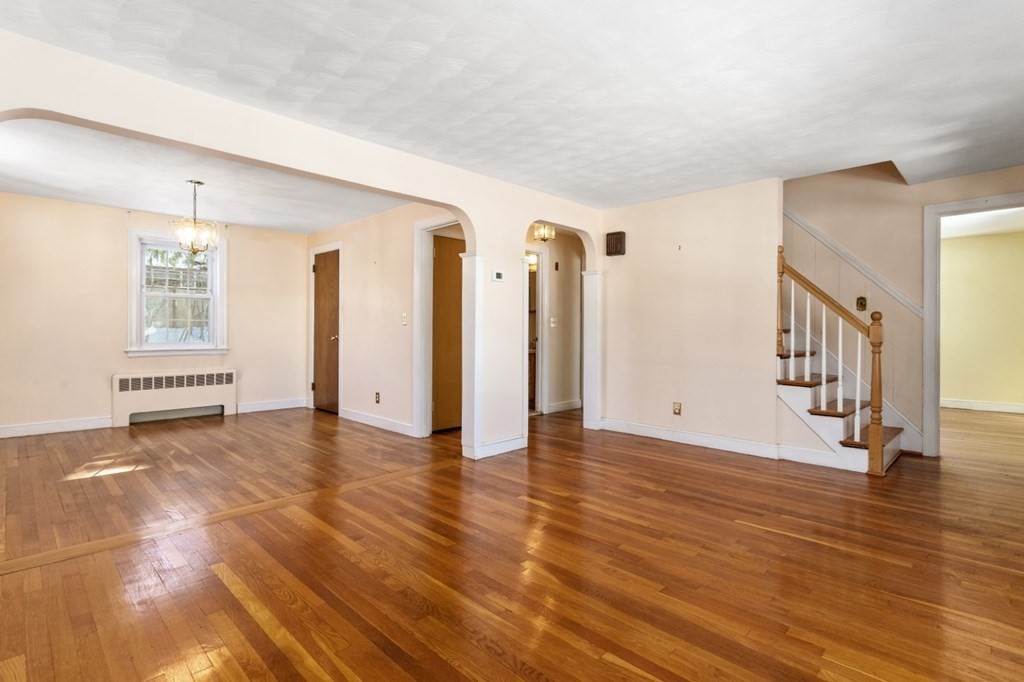 66 Sycamore Road Melrose, MA 02176 - Photo 5 of 37 Gallery Image 5