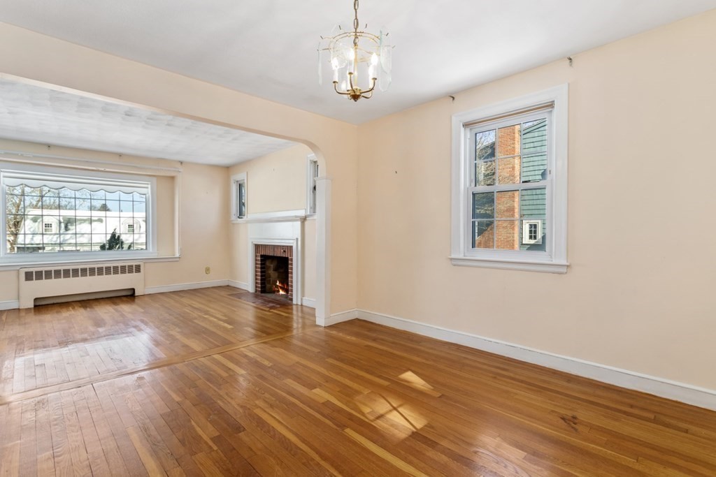 66 Sycamore Road Melrose, MA 02176 - Photo 7 of 37 Gallery Image 7