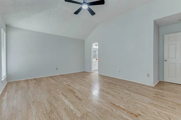 $2,000 | 3518 Pecan Point Drive, Sugar Land, TX 77478