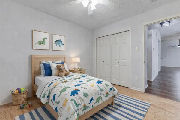 $2,000 | 3518 Pecan Point Drive, Sugar Land, TX 77478