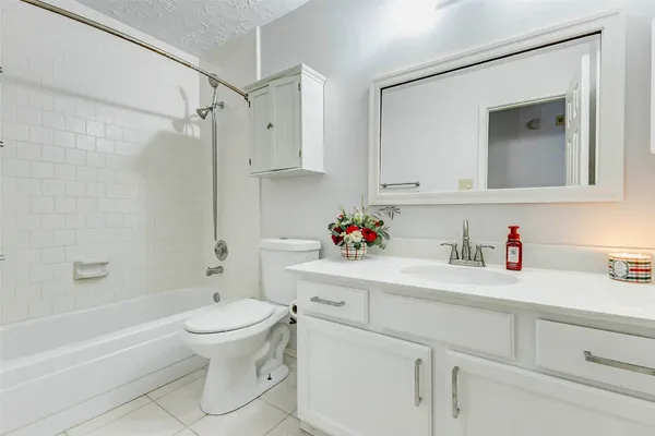 $2,000 | 3518 Pecan Point Drive, Sugar Land, TX 77478