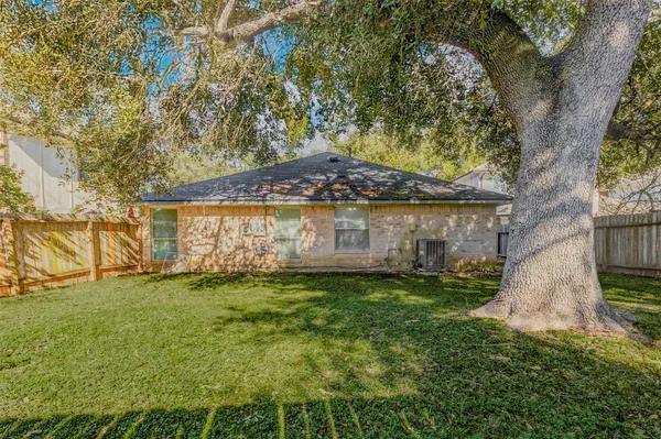 $2,000 | 3518 Pecan Point Drive, Sugar Land, TX 77478