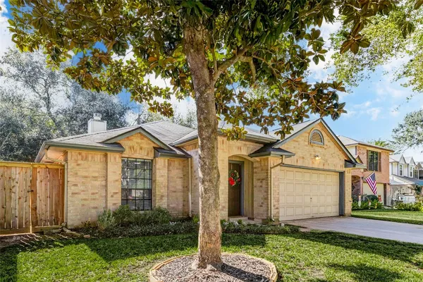 $2,000 | 3518 Pecan Point Drive, Sugar Land, TX 77478