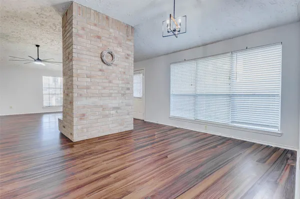 $2,000 | 3518 Pecan Point Drive, Sugar Land, TX 77478
