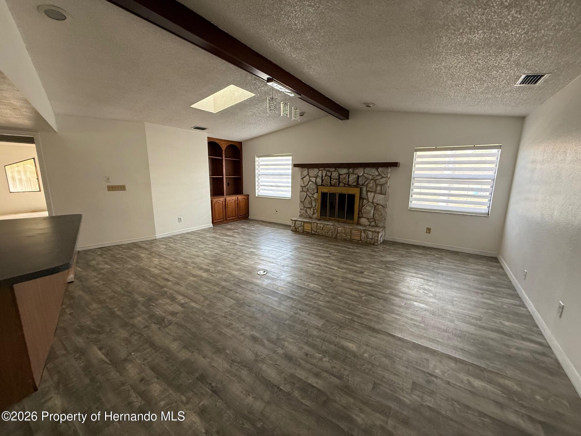 5312 Suwannee Road Weeki Wachee, FL 34607 - Photo 4 of 20 FMRM