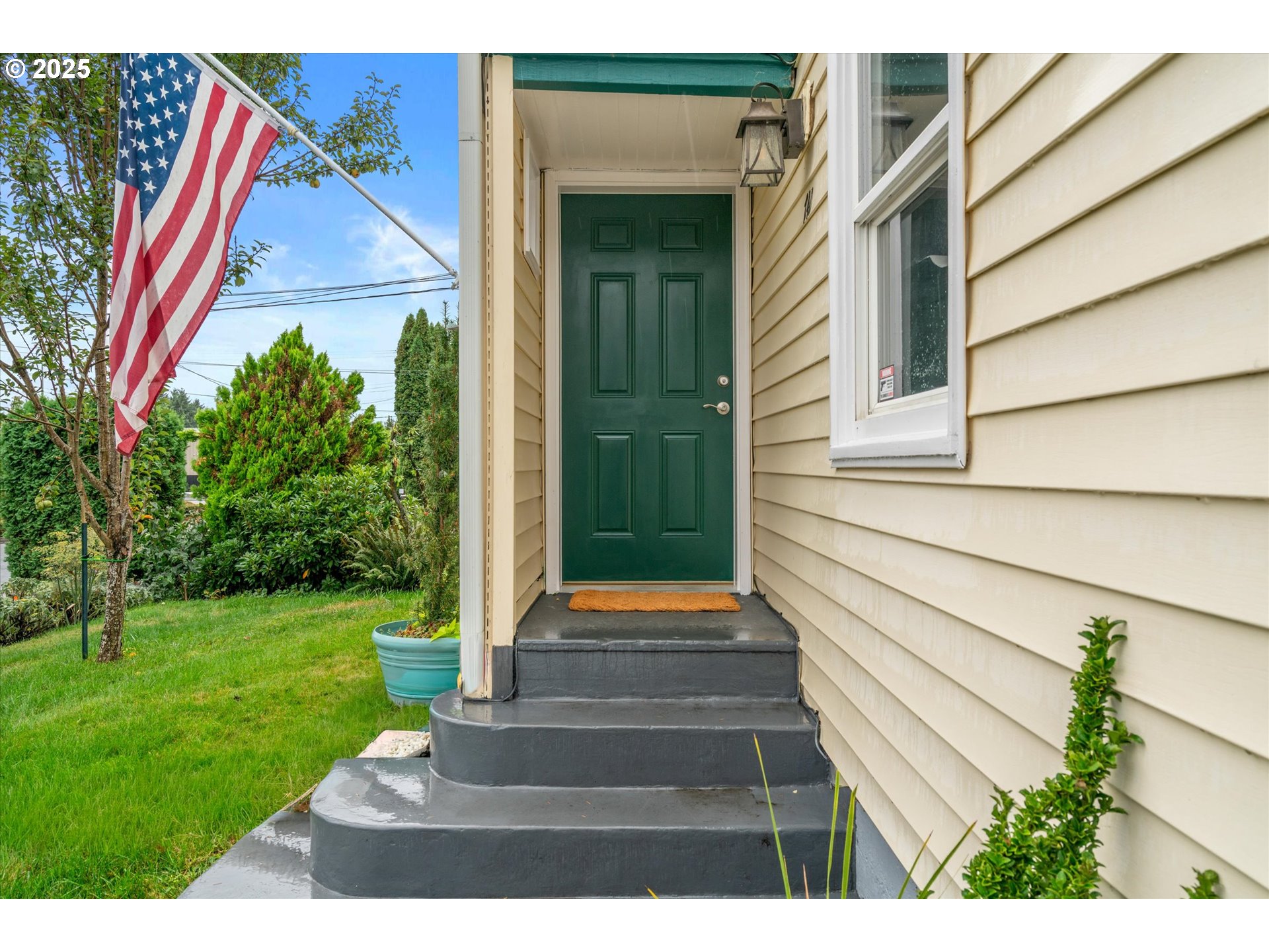 741 Southeast Tampa Street Camas, WA 98607 - Photo 3 of 36