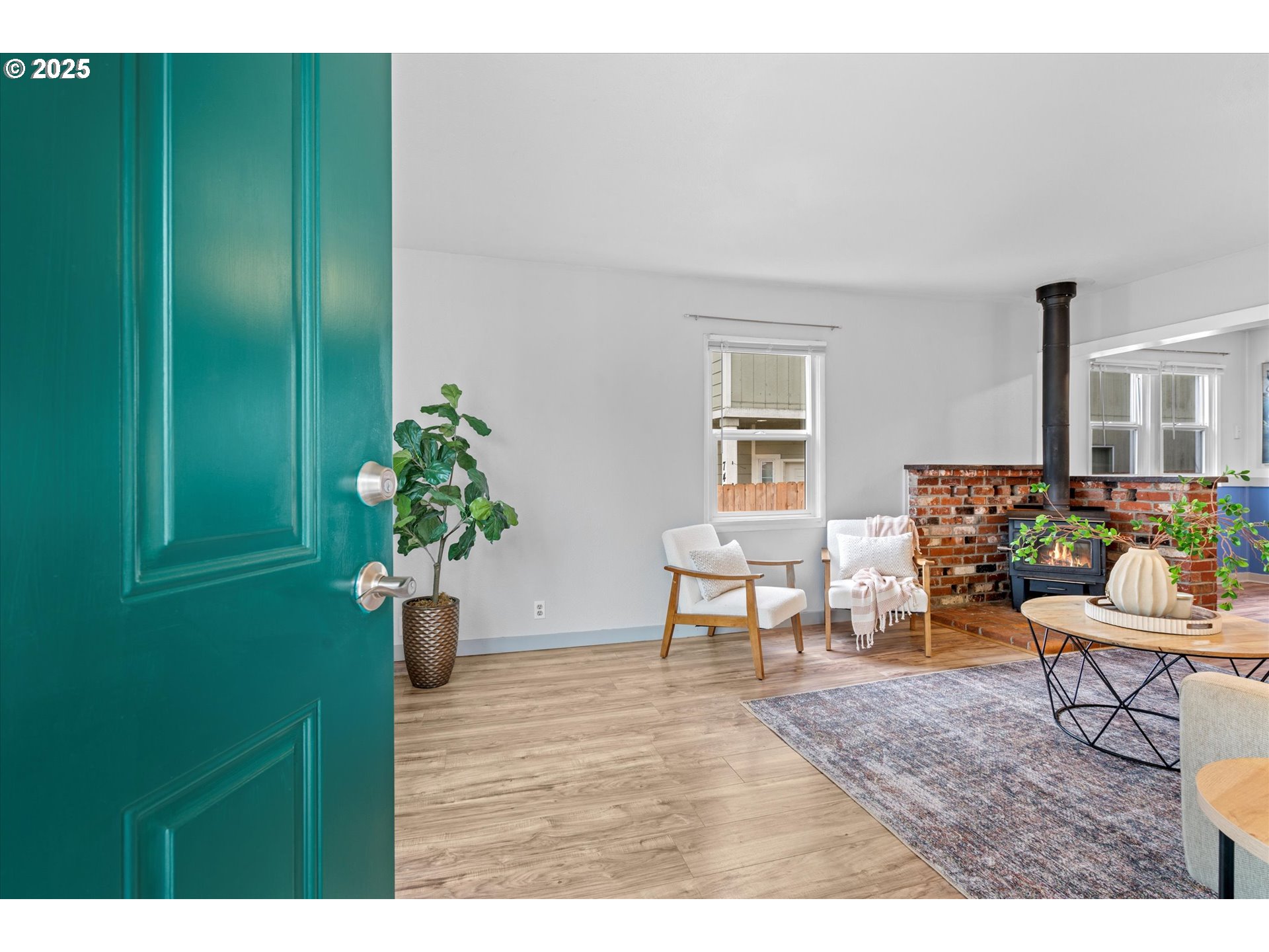 741 Southeast Tampa Street Camas, WA 98607 - Photo 4 of 36