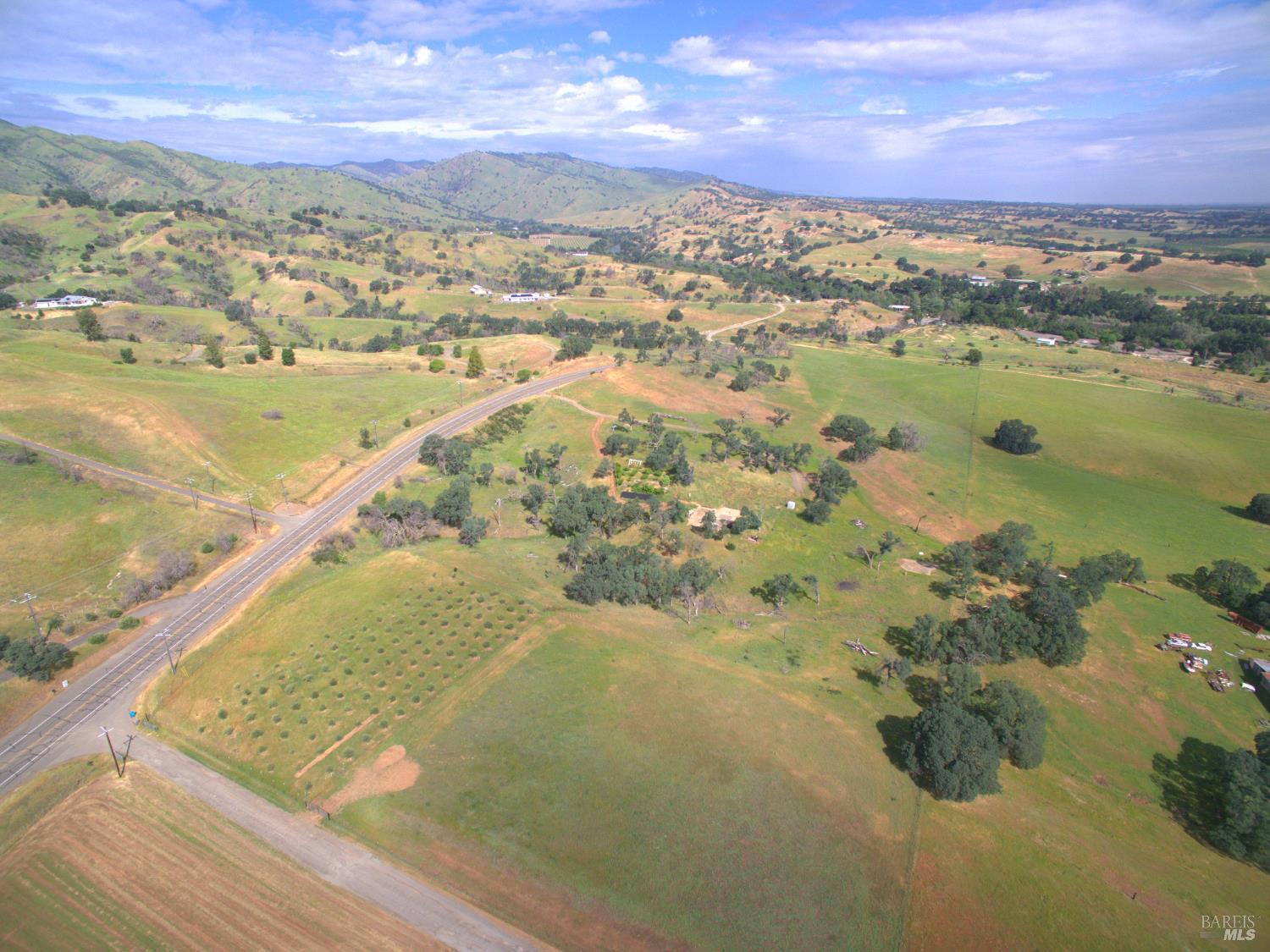 8600 Pleasants Valley Road Winters, CA 95694 - Photo 29 of 35