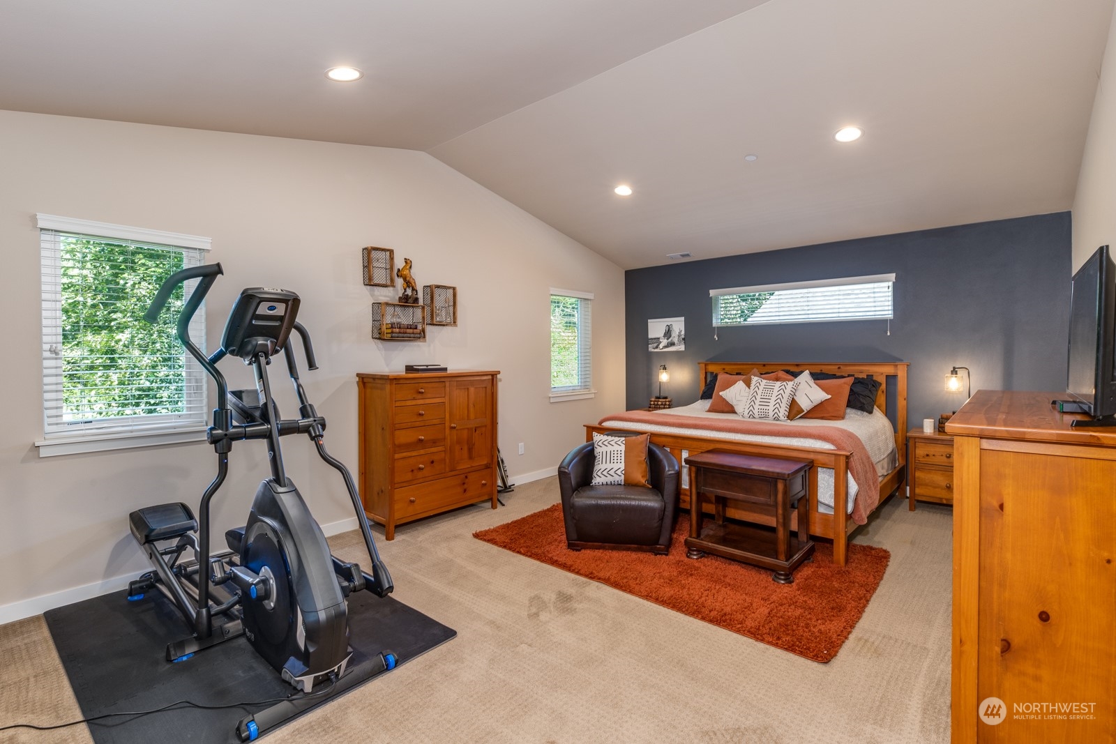 4408 Forest Drive Everett, WA 98203 - Photo 19 of 32 a bedroom with bed and a window