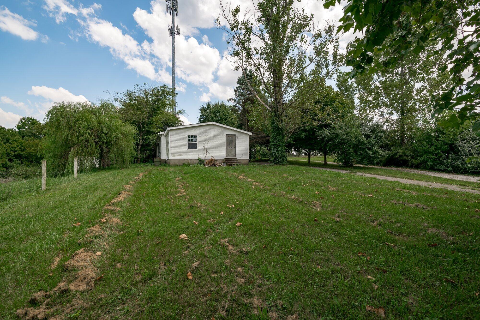 6161 Ashgrove Road Nicholasville, KY 40356 - Photo 6 of 31 033-6161_ashgrove_rd_8_3_21-highrez.jpg-