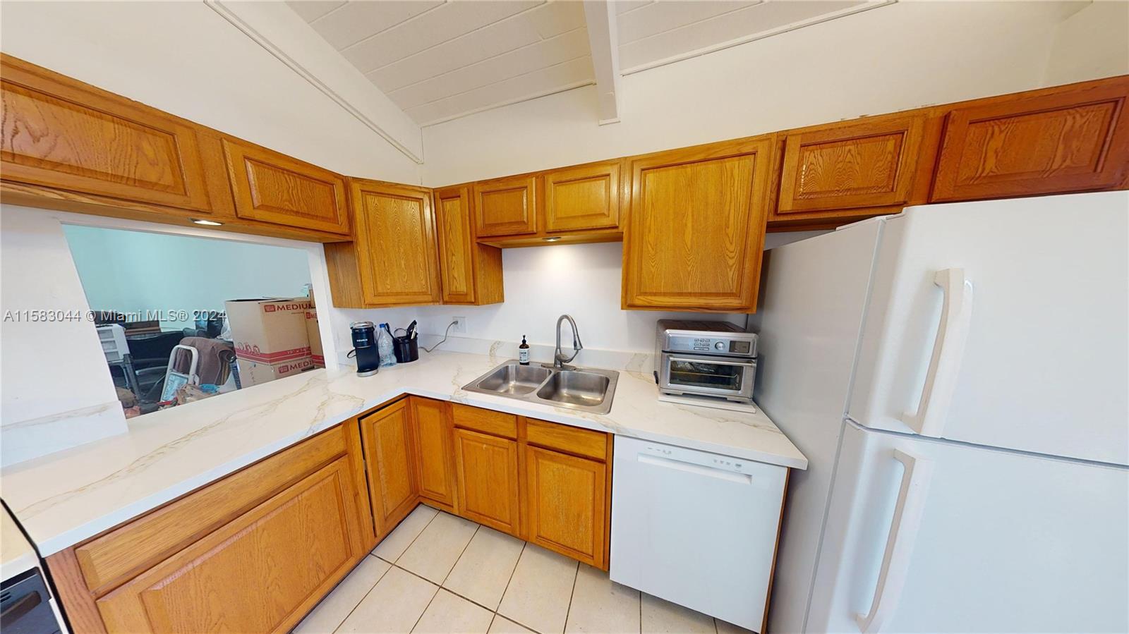 135 Fox Road, Unit 245 Hollywood, FL 33024 - Photo 12 of 34 Gallery Image 12