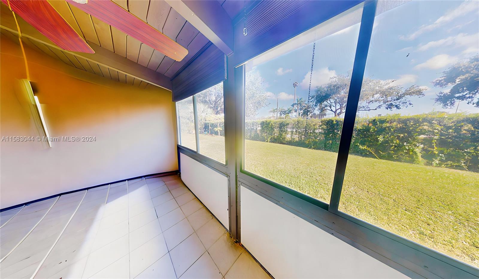 135 Fox Road, Unit 245 Hollywood, FL 33024 - Photo 28 of 34 Virtually staged