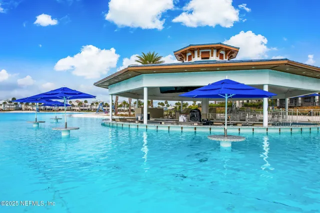 $2,300 | 440 Boracay Circle, St. Johns, FL 32259