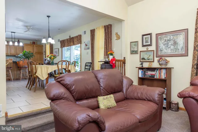 $469,900 | 13 Denise Court, Bear, DE 19701