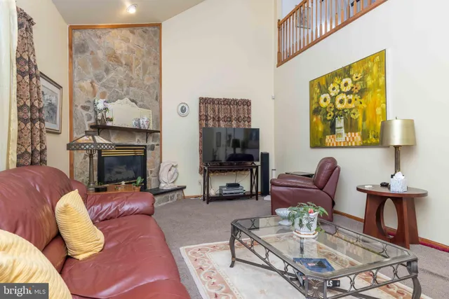 $469,900 | 13 Denise Court, Bear, DE 19701