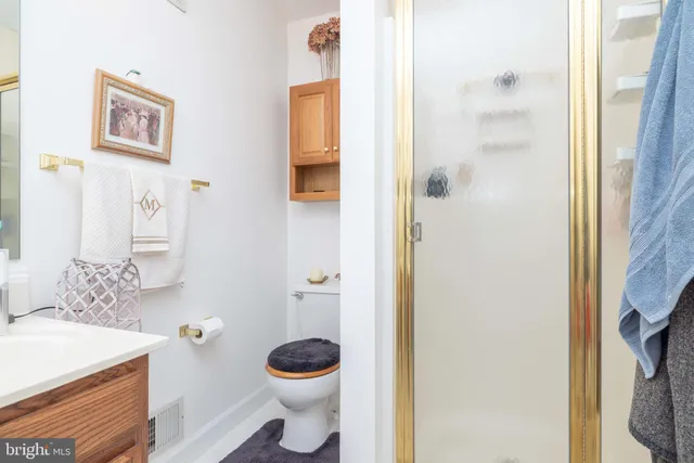 $469,900 | 13 Denise Court, Bear, DE 19701