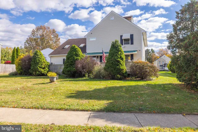 $469,900 | 13 Denise Court, Bear, DE 19701