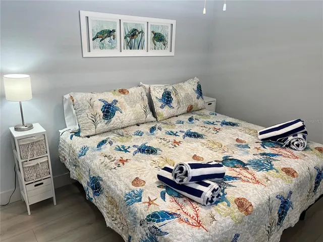 $7,470 | 6020 Midnight Pass Road, Unit 32, Sarasota, FL 34242