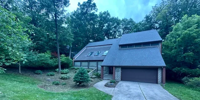 $800,000 | 5846 Schumann Drive, Fitchburg, WI 53711