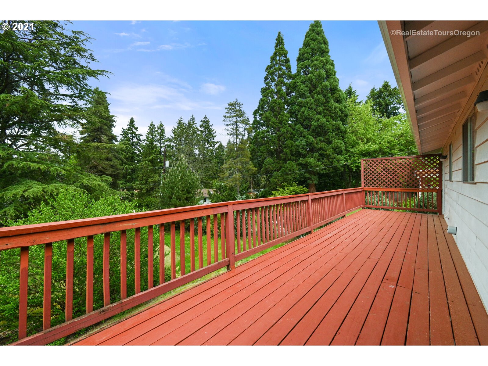 14325 Southwest Hargis Road Beaverton, OR 97008 - Photo 27 of 32 Gallery Image 27