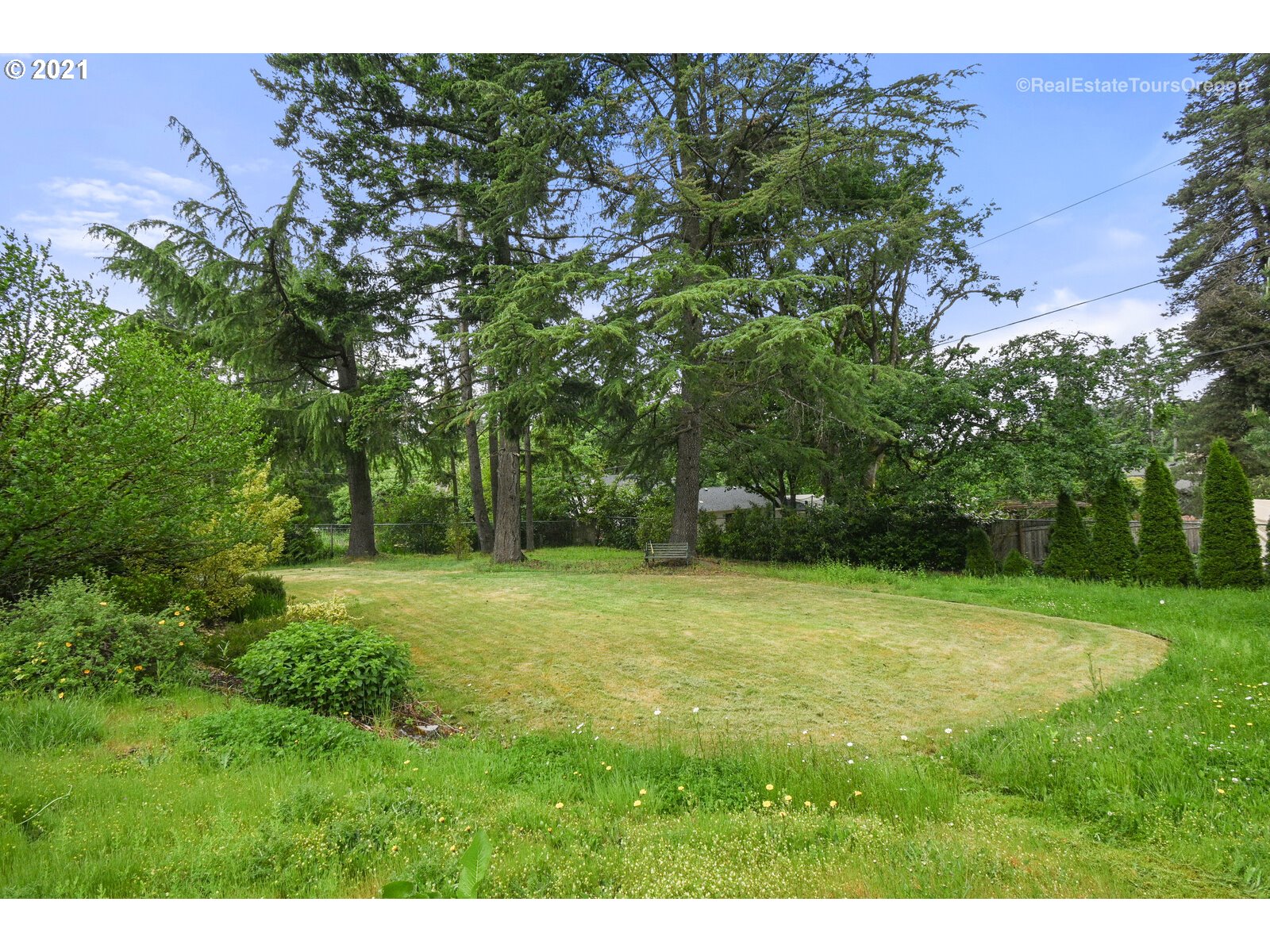 14325 Southwest Hargis Road Beaverton, OR 97008 - Photo 30 of 32 Gallery Image 30