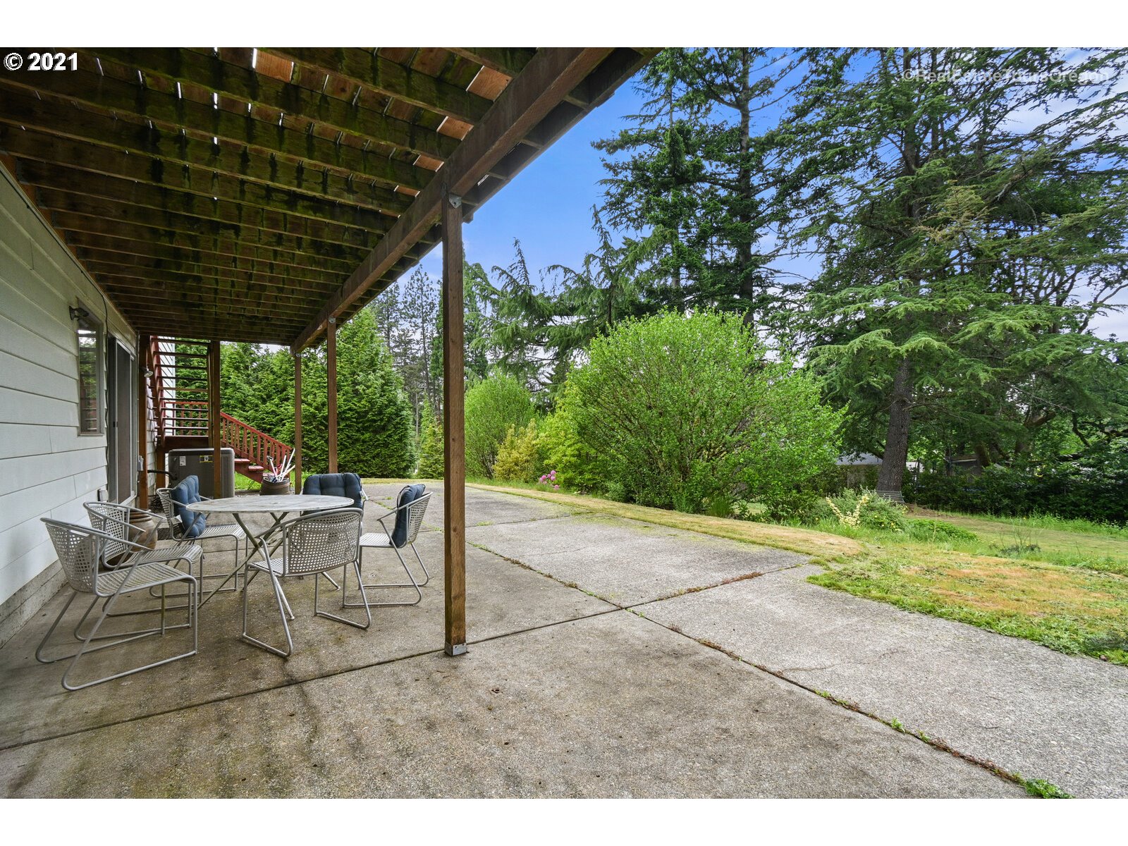 14325 Southwest Hargis Road Beaverton, OR 97008 - Photo 31 of 32 Gallery Image 31