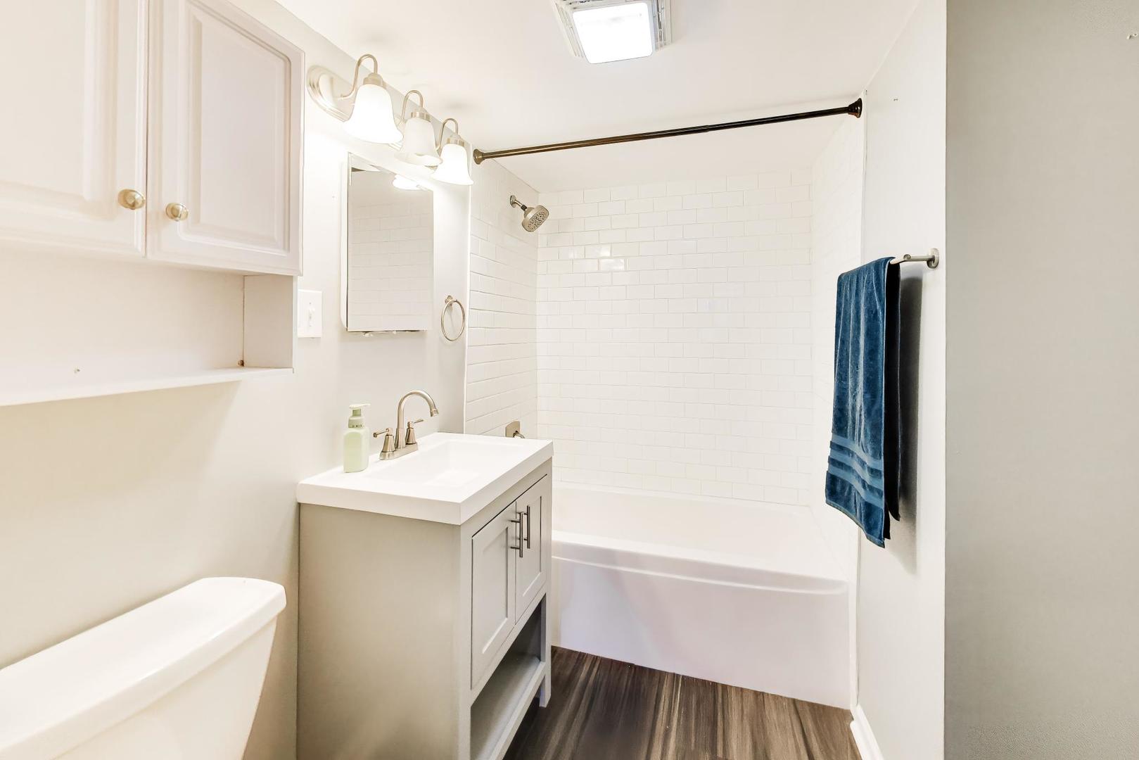 1313 Rebecca Road, Unit 116B Lombard, IL 60148 - Photo 8 of 14