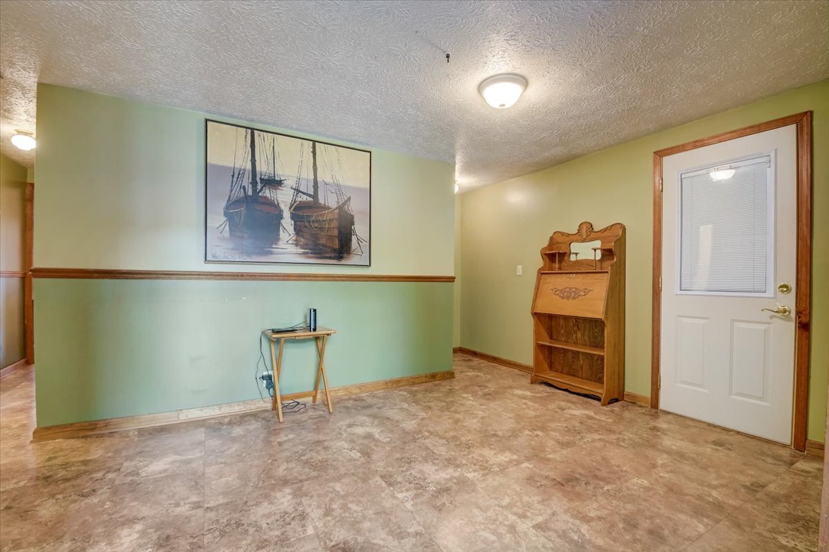409 Iron Bridge Road Cicero, IN 46034 - Photo 16 of 33 Gallery Image 16