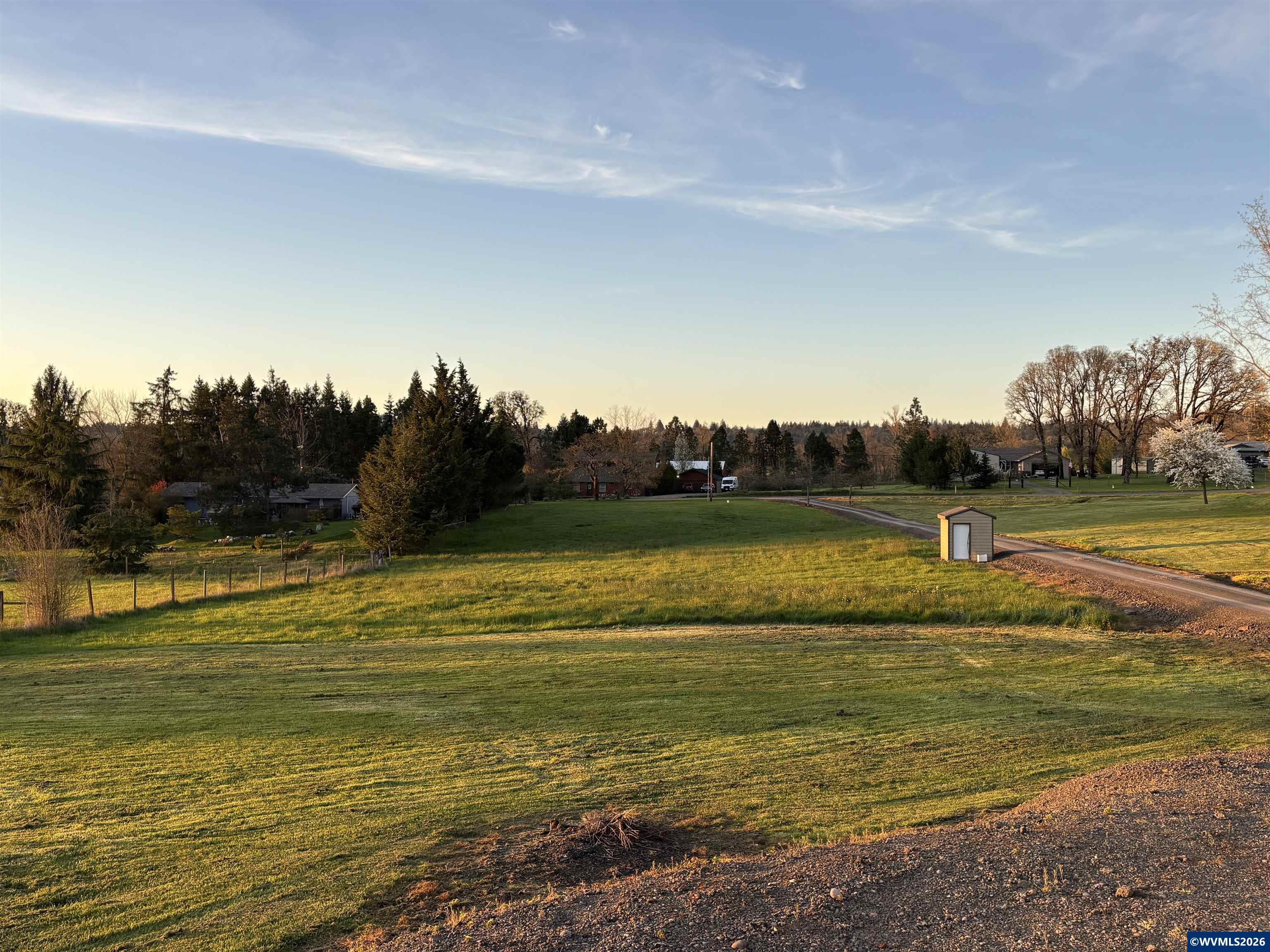 1820 Steiwer Road Southeast Jefferson, OR 97352 - Photo 10 of 25 Gallery Image 10