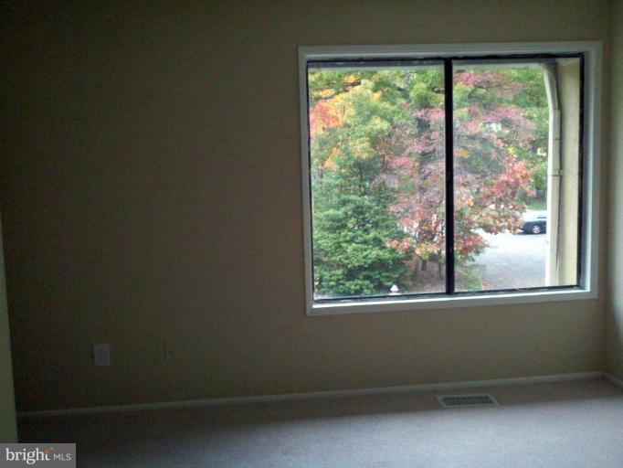 2240 Cartwright Place Reston, VA 20191 - Photo 15 of 19 Master Bedroom