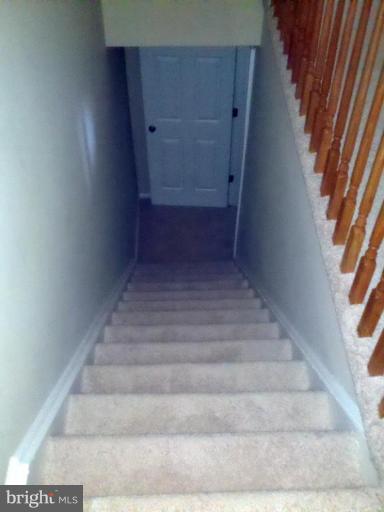 2240 Cartwright Place Reston, VA 20191 - Photo 10 of 19 Staircase