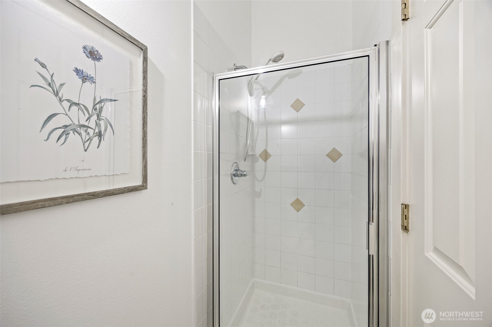 2613 East Howell Street Seattle, WA 98122 - Photo 17 of 31 a bathroom with a shower