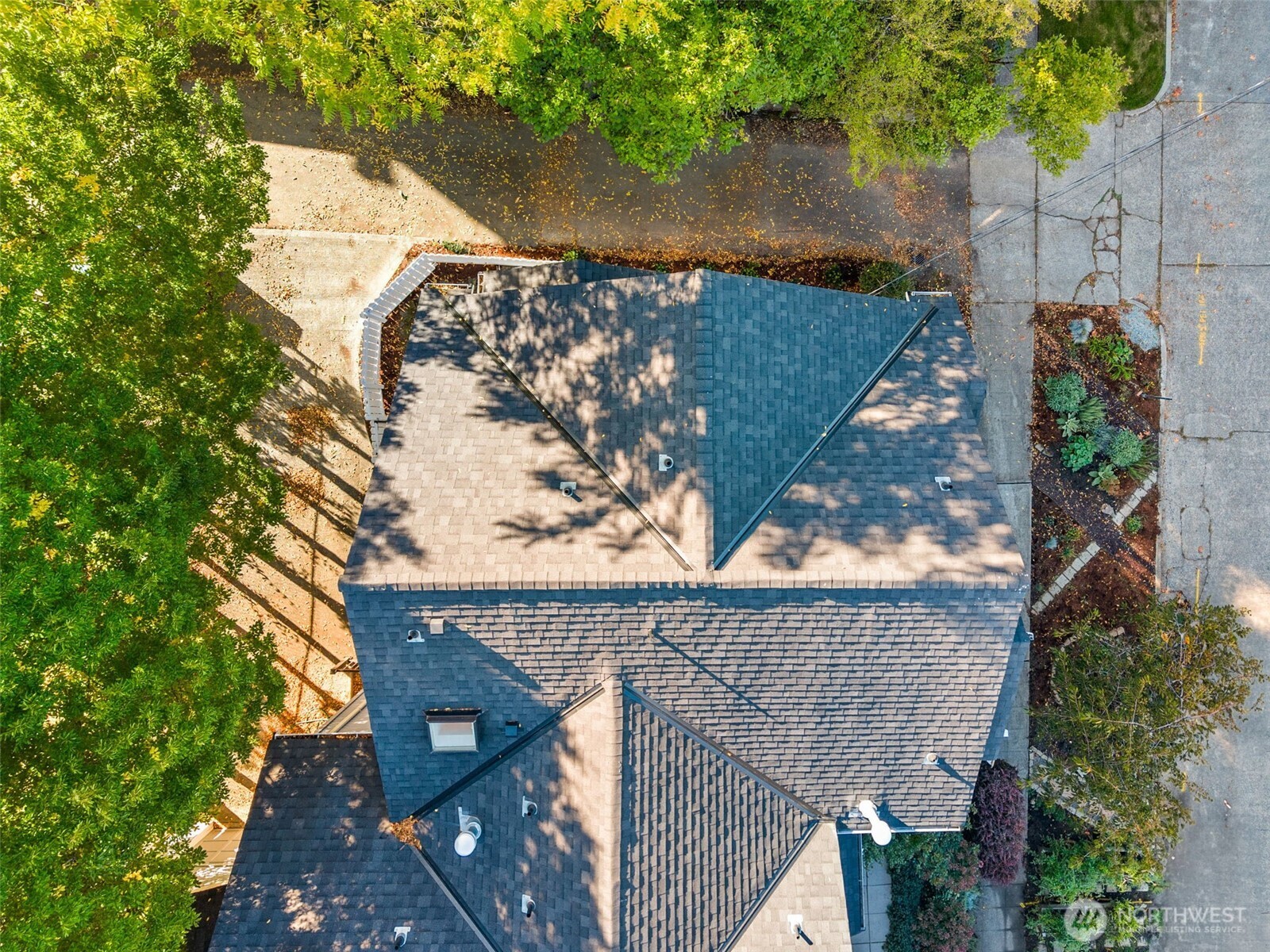 2613 East Howell Street Seattle, WA 98122 - Photo 26 of 31