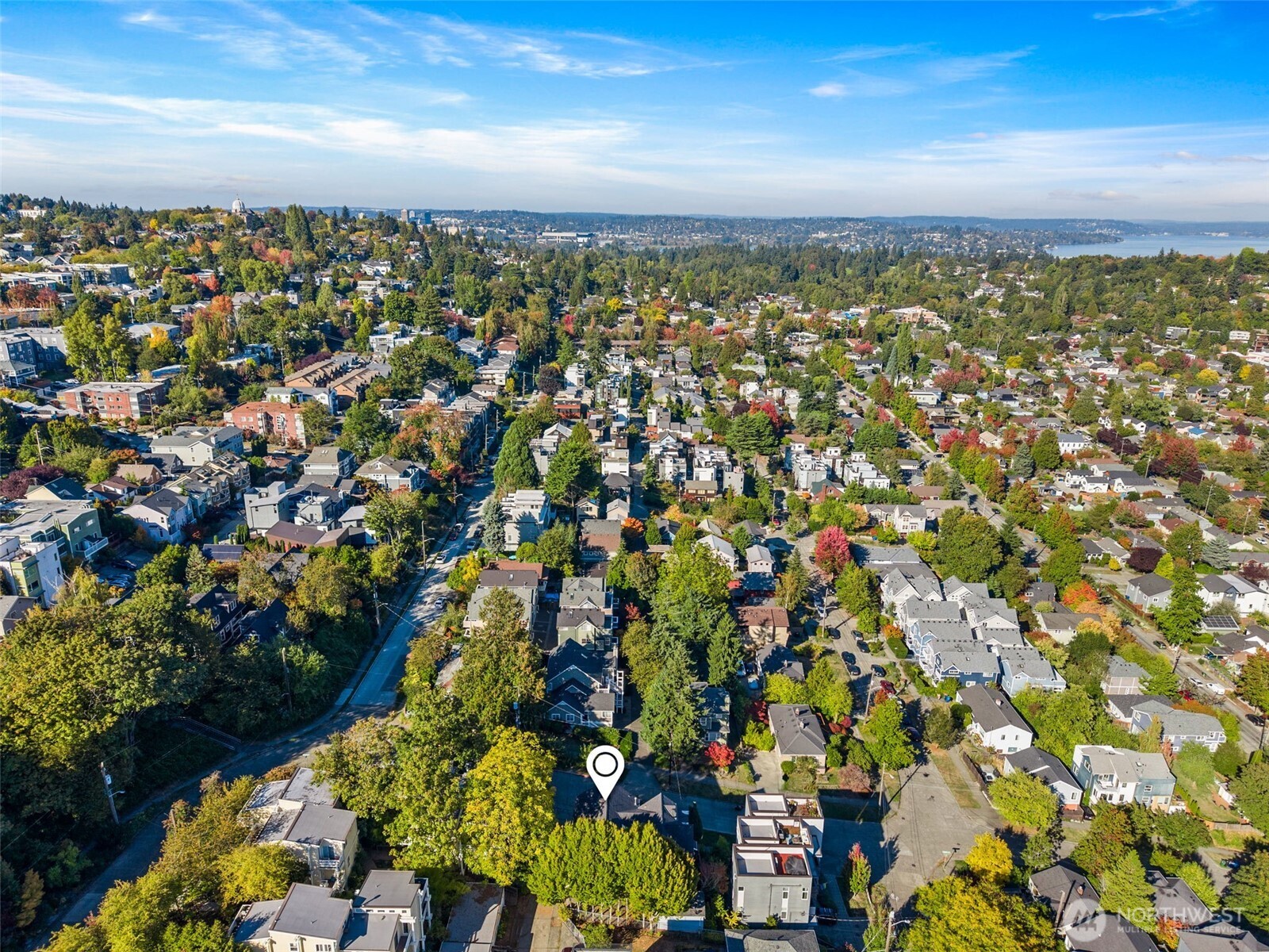 2613 East Howell Street Seattle, WA 98122 - Photo 27 of 31 a view of a city