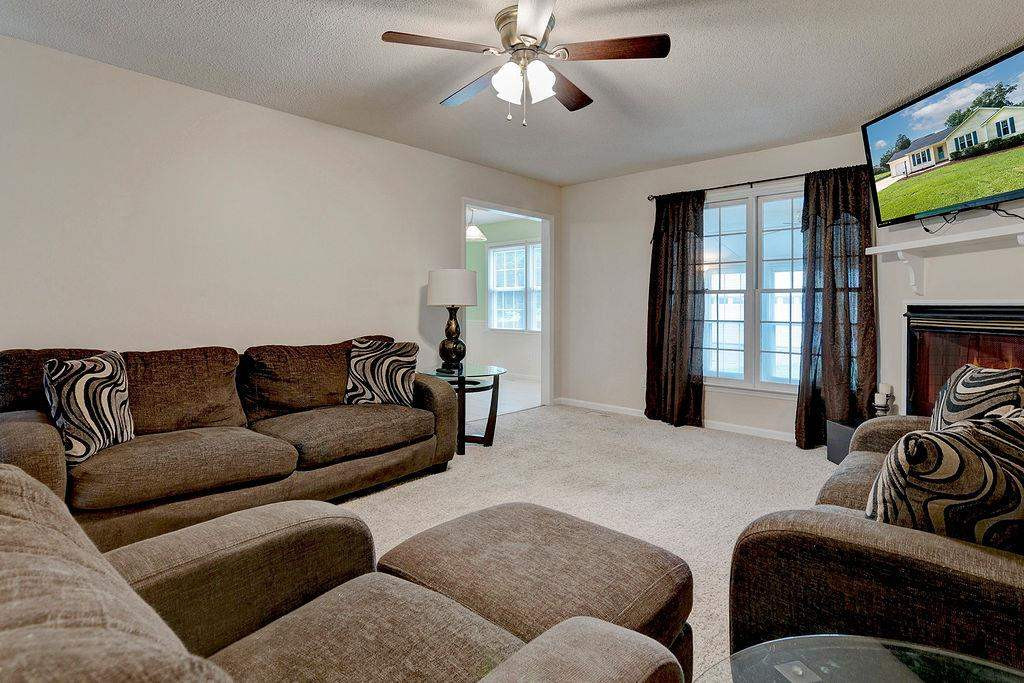 1501 Old Clayton Road Willow Spring, NC 27592 - Photo 13 of 30 Living Room