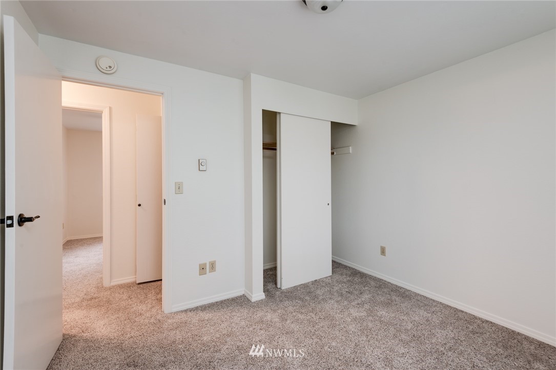 7711 Ridge Court Southeast Lacey, WA 98513 - Photo 13 of 20 Gallery Image 13