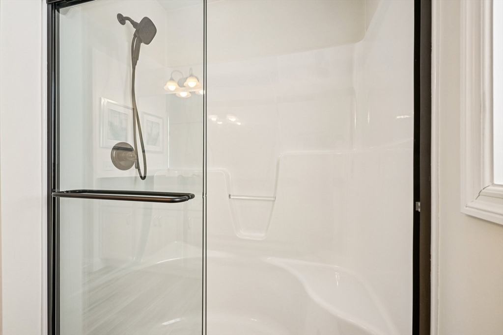 16 Rockingham Drive, Unit 131 Tewksbury, MA 01876 - Photo 17 of 41