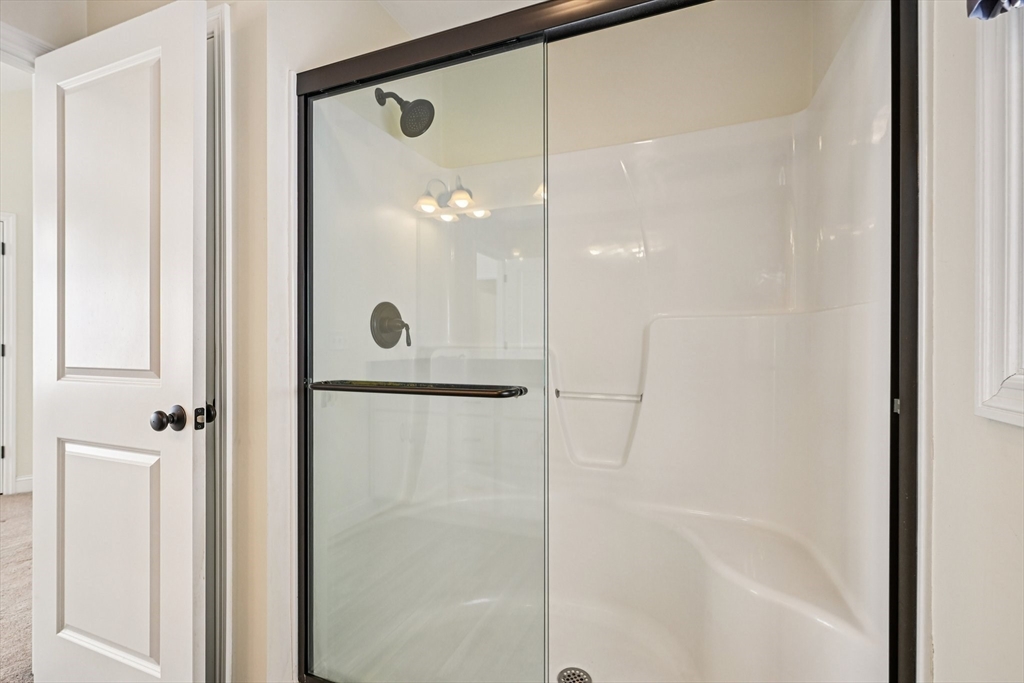 16 Rockingham Drive, Unit 131 Tewksbury, MA 01876 - Photo 23 of 41