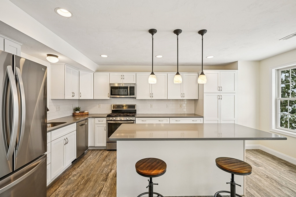 16 Rockingham Drive, Unit 131 Tewksbury, MA 01876 - Photo 8 of 41