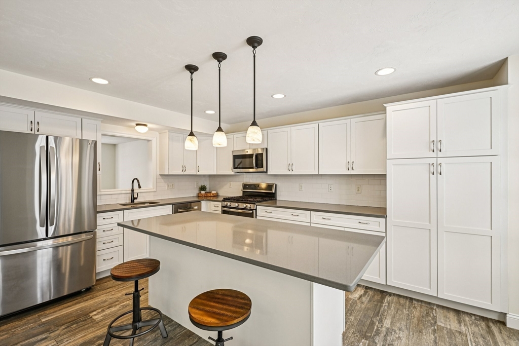 16 Rockingham Drive, Unit 131 Tewksbury, MA 01876 - Photo 10 of 41